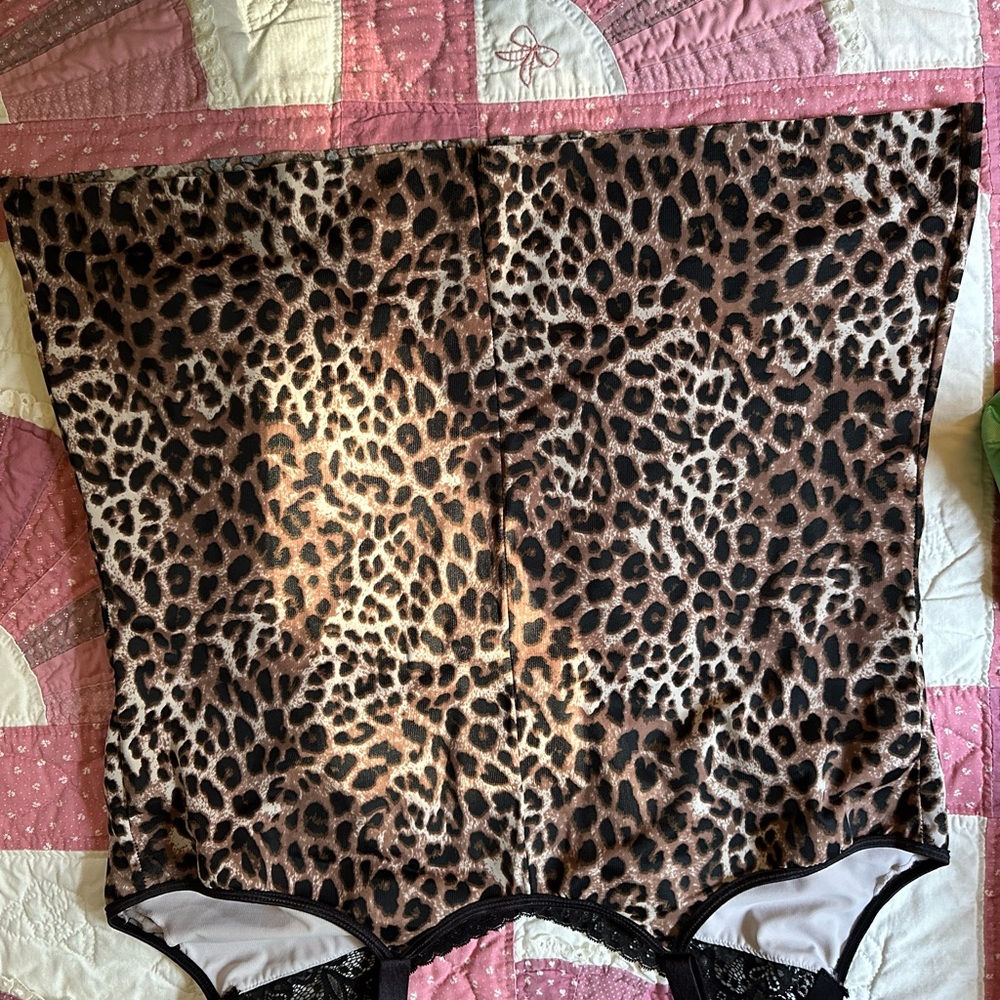 Ruby Ribbon Cami Leopard Print Heritage Collectio… - image 2